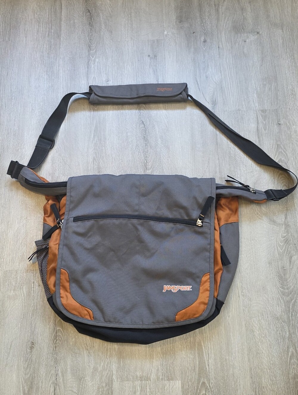 Vintage Y2K JanSport Elefunk Messenger Bag Grey/Orange Gorpcore Utility Techwear